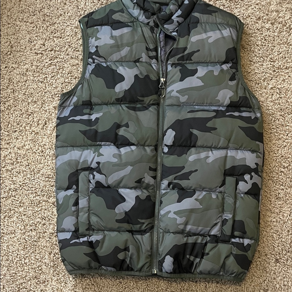 Swiss Tech Gray Camouflage Vest